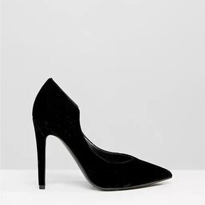 Kendall & Kylie Velvet Pumps